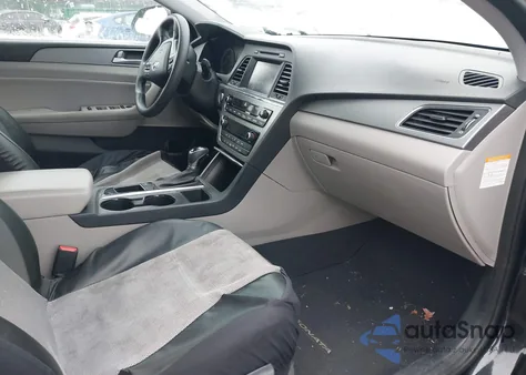 2017 Hyundai Sonata Hybrid Se from USA, damaged, VIN KMHE24L1XHA058386